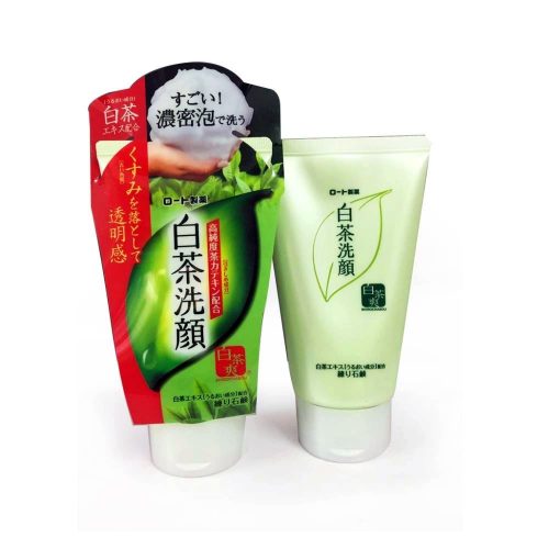 Sữa rửa mặt trà trắng Rohto Shirochasou 120g với chiết xuất hoàn toàn từ trà xanh nguyên chất vùng Uji Kyoto Nhật Bản và chiết xuất từ lá 6 loại trà tươi lên men: trà đen, trà xanh, trà vàng, trà trắng và trà xanh lam chính là giải pháp chăm sóc da hoàn hảo dành cho bạn, giúp bạn nhanh chóng loại bỏ hoàn toàn bụi bẩn, bã nhờn, tế bào da chết đã sừng hóa trên da, tăng cường diệt khuẩn, giảm viêm cho da nhờ vào nguồn dưỡng chất từ trà xanh thiên nhiên, giúp da mát lạnh, mượt mà, tươi sáng và ngăn ngừa mụn hình thành hiệu quả.