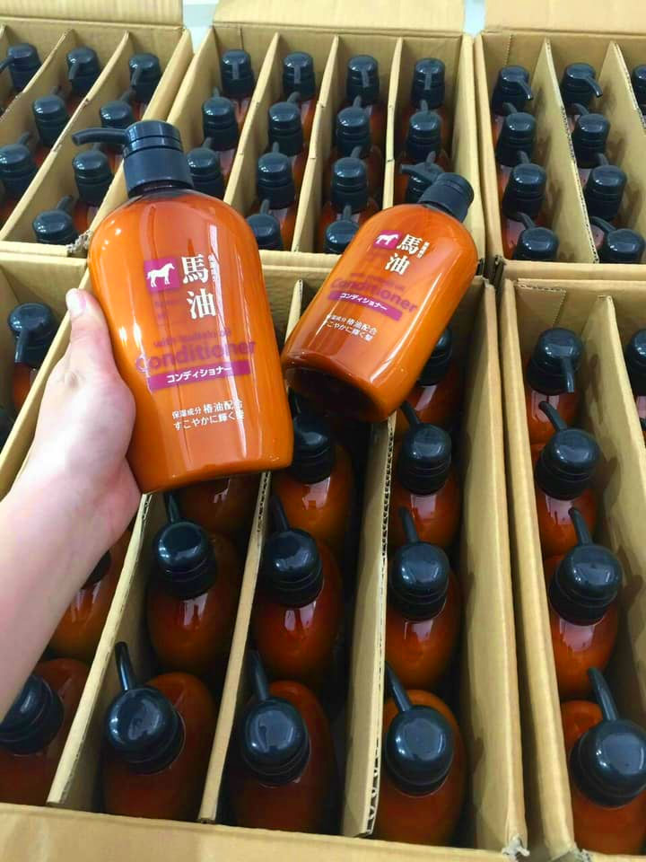 Dầu gội xả mỡ ngựa Horse Oil 600ml Nhật Bản